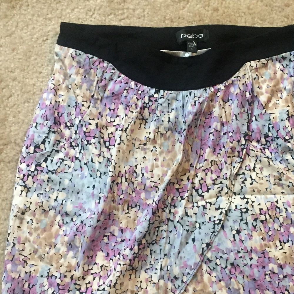 Bebe floral skirt